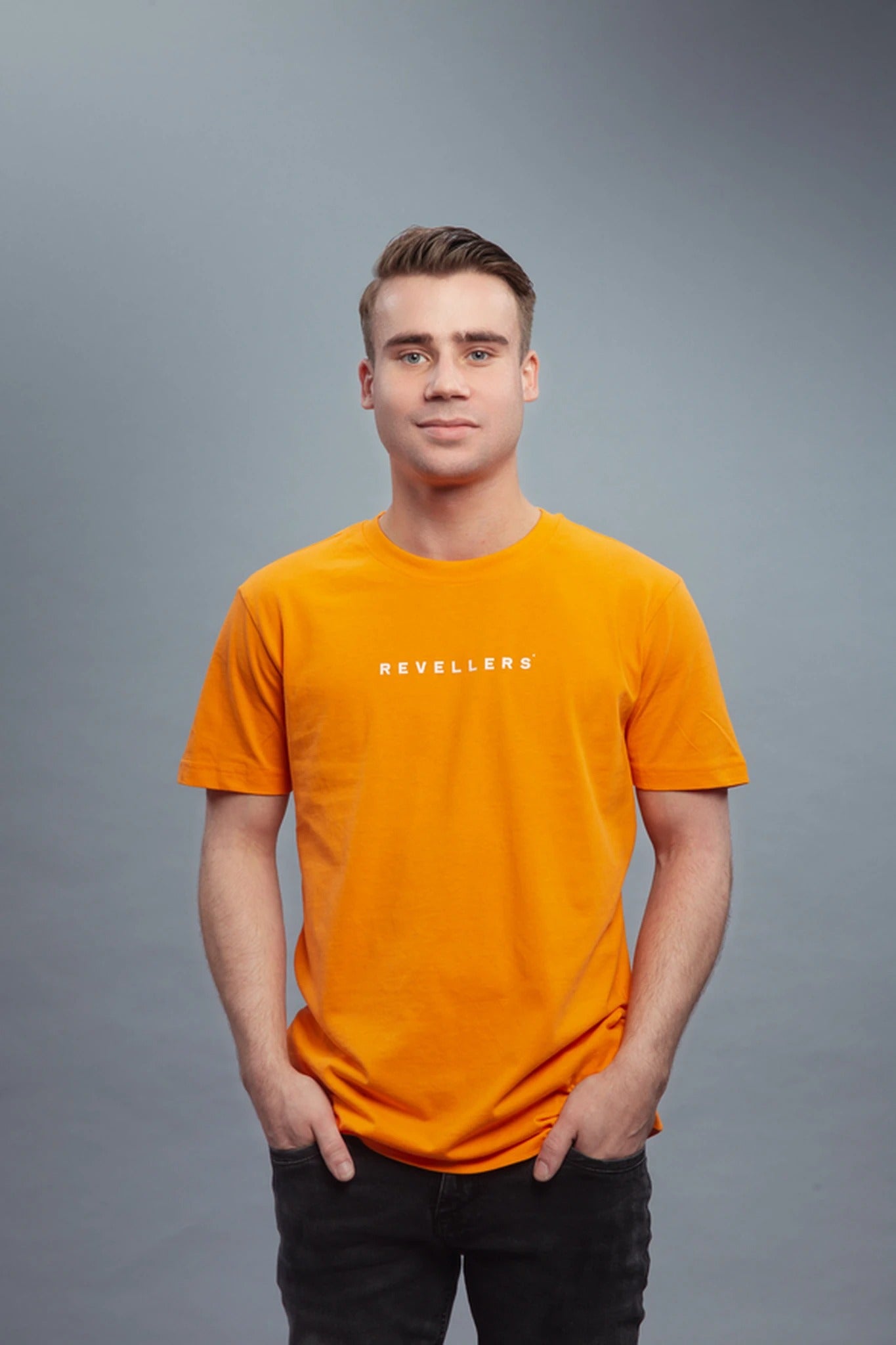 Revellers T-shirt Oranje